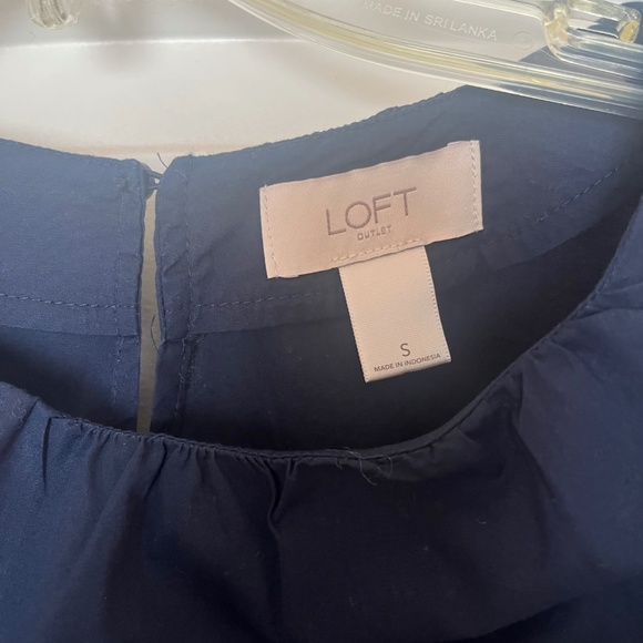 Loft Outlet Ruffle Short Sleeve Blouse Navy Size S - Picture 4 of 7